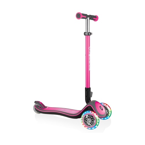 15736513820.1000x1000w