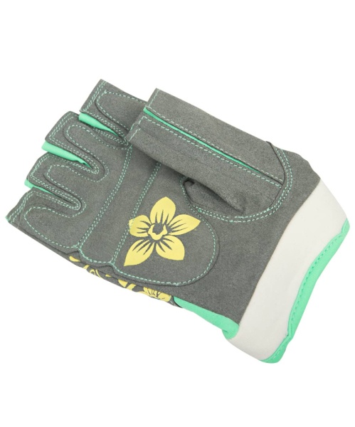 9826a6d9339a74a3abc850535b83718c