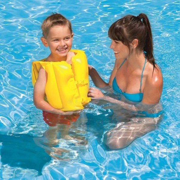 Ð_Ð¸Ð»ÐµÑ__Ð´Ð»Ñ__Ð¿Ð»Ð°Ð²Ð°Ð½Ð¸Ñ__BestWay_32072_Premium_Swim_Vest_3-transformed