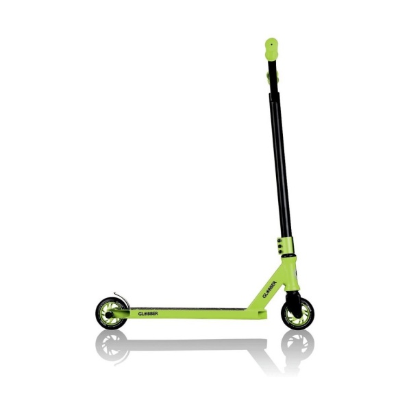 15876506071.1000x1000w