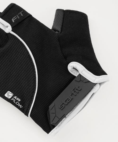 b8456a55c040f6f5907a0e07f2531943