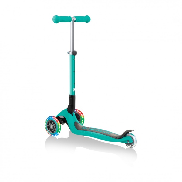 16272881792.1000x1000w