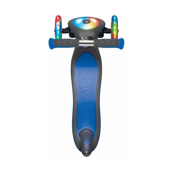 15792751520.1000x1000w