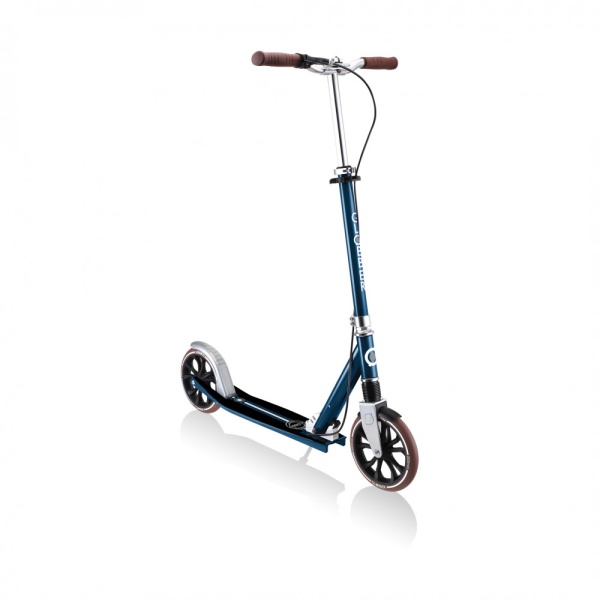 16272897703.1000x1000w