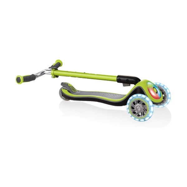 15880850562.1000x1000w