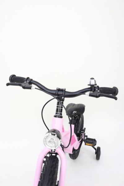 1b2abffa-d33e-4e45-974c-a59091ee3731